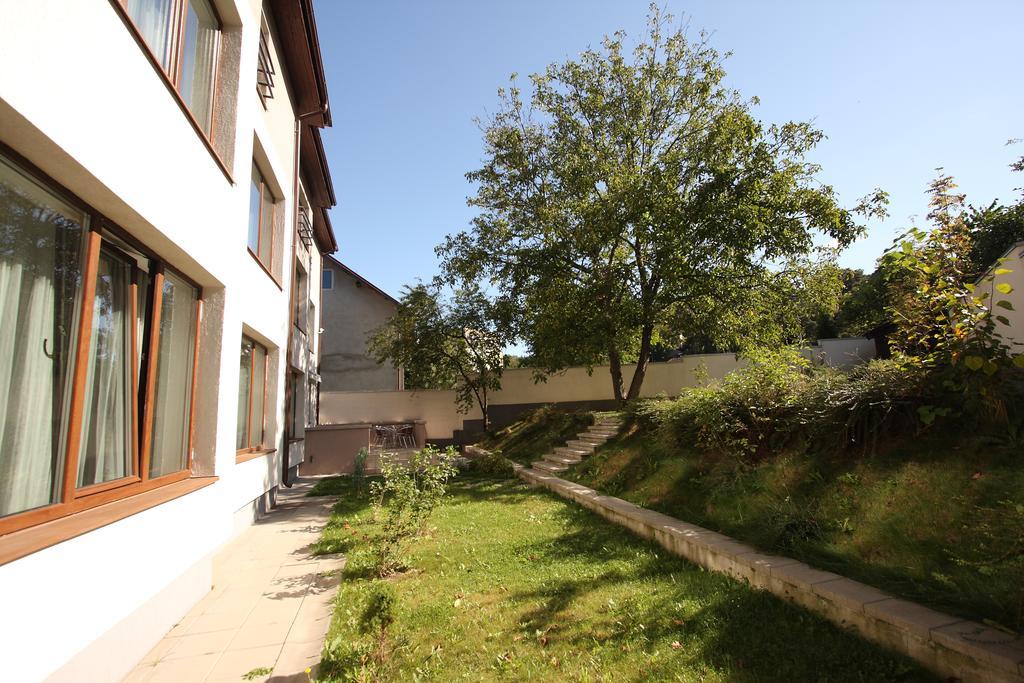 Studio Apartcity Brasov Exterior photo